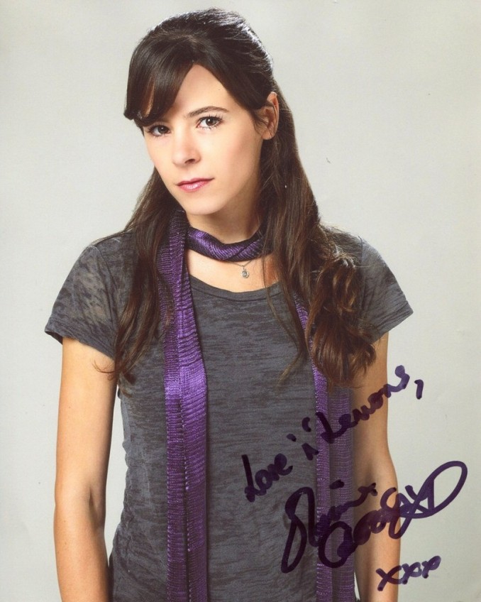 Elaine Cassidy Movies And Autographed Portraits Through The Decades 4489