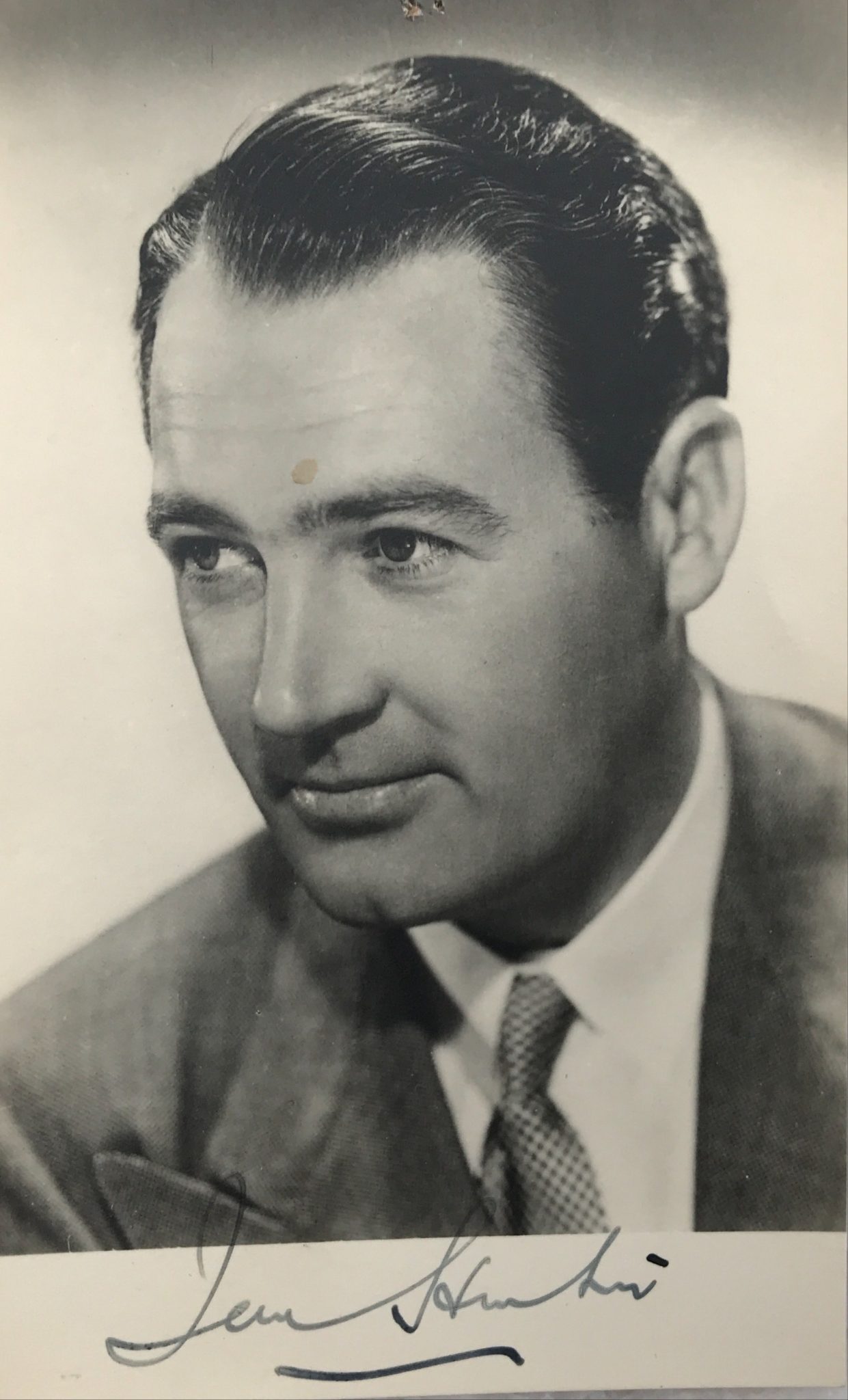 Ian Hunter – Movies & Autographed Portraits Through The Decades