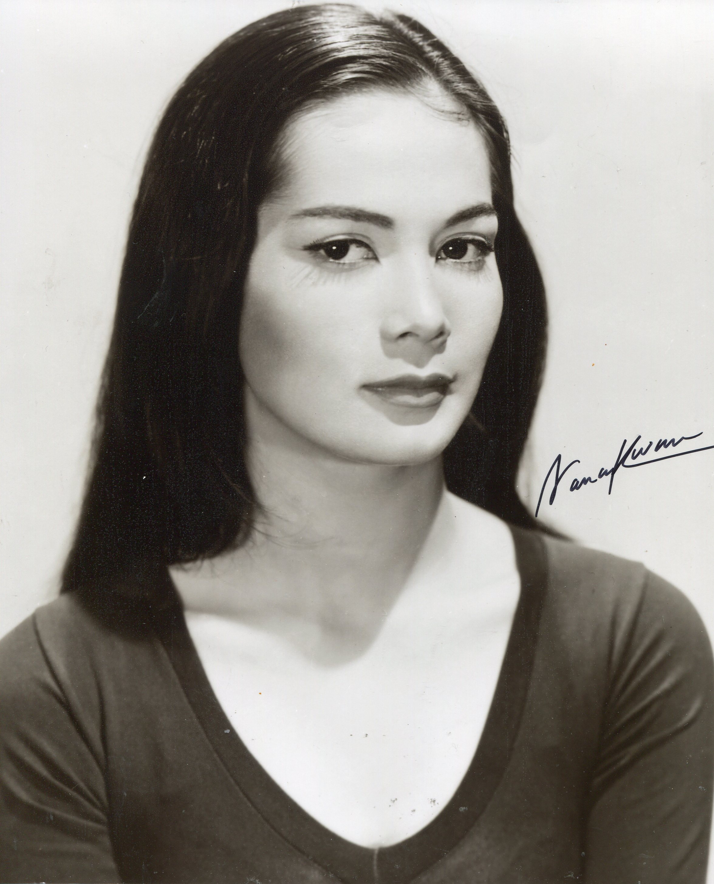 Nancy Kwan – Movies & Autographed Portraits Through The Decades