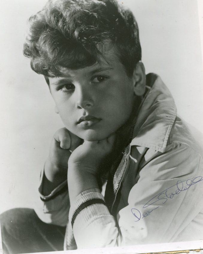 Dean Stockwell – Movies & Autographed Portraits Through The Decades