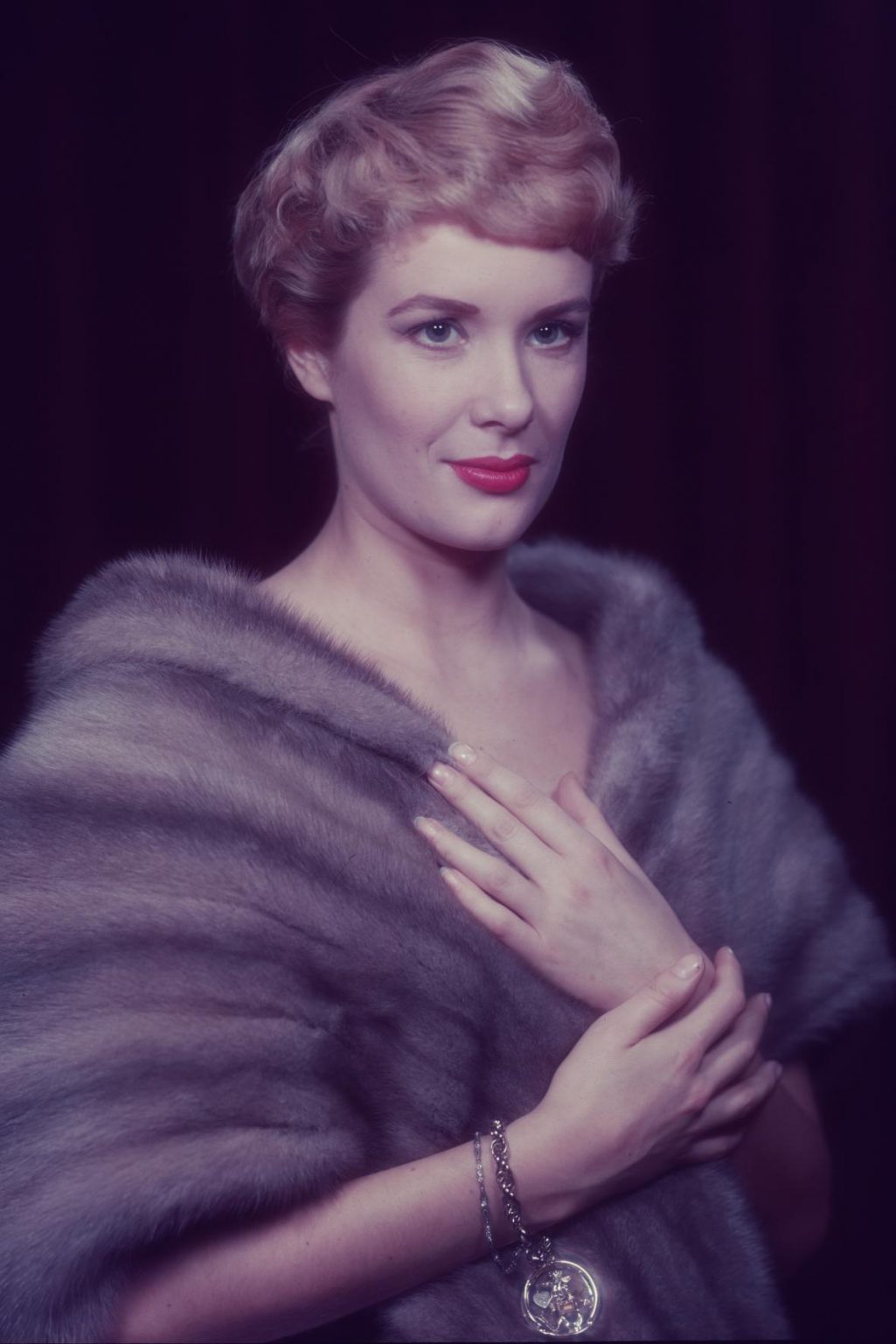 Sally Ann Howes Movies & Autographed Portraits Through The Decades