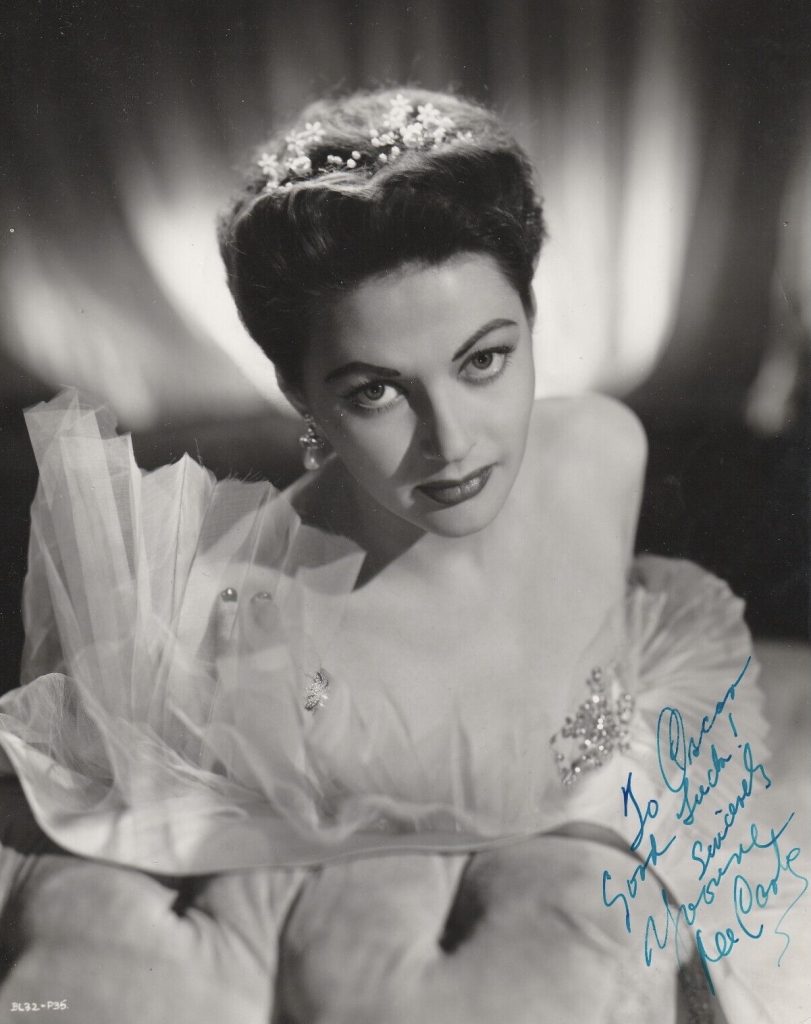 Yvonne de Carlo – Movies & Autographed Portraits Through The Decades